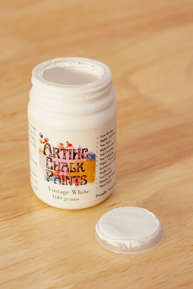 ARTIHC ARTIST'S CHALK PAINTS 100 GRAMS VINTAGE WHITE