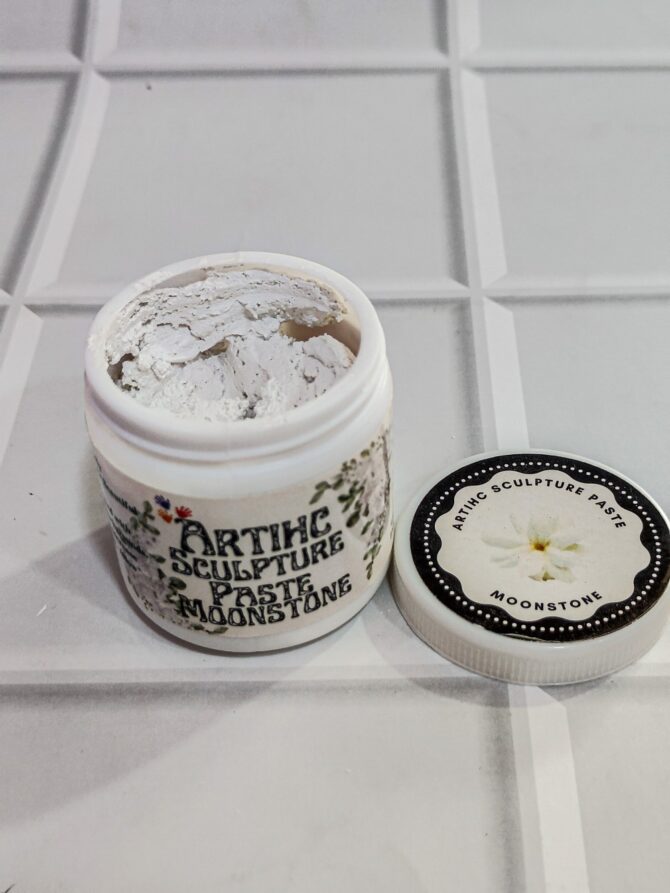 ARTIHC SCULPTURE PASTE MOONSTONE 150GRAMS